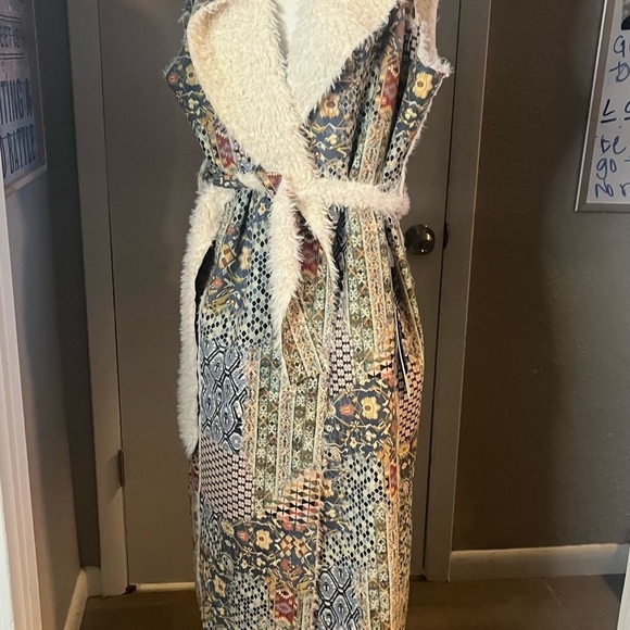 Boho suede patchwork reversible coat vest duster by Paparazzi Biz Sherpa lining - Picture 3 of 16